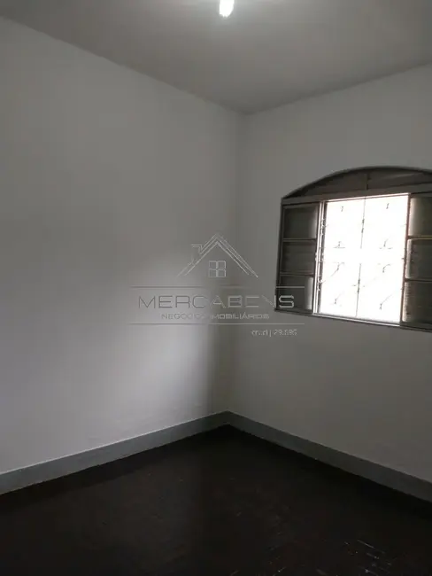 Casa com 1 quarto para alugar, 120m2 em Jardim Caparroz, Sao Jose Do Rio Preto - SP - imagem 5 Foto 5 de Casa com 1 quarto para alugar, 120m2 em Jardim Caparroz, Sao Jose Do Rio Preto - SP