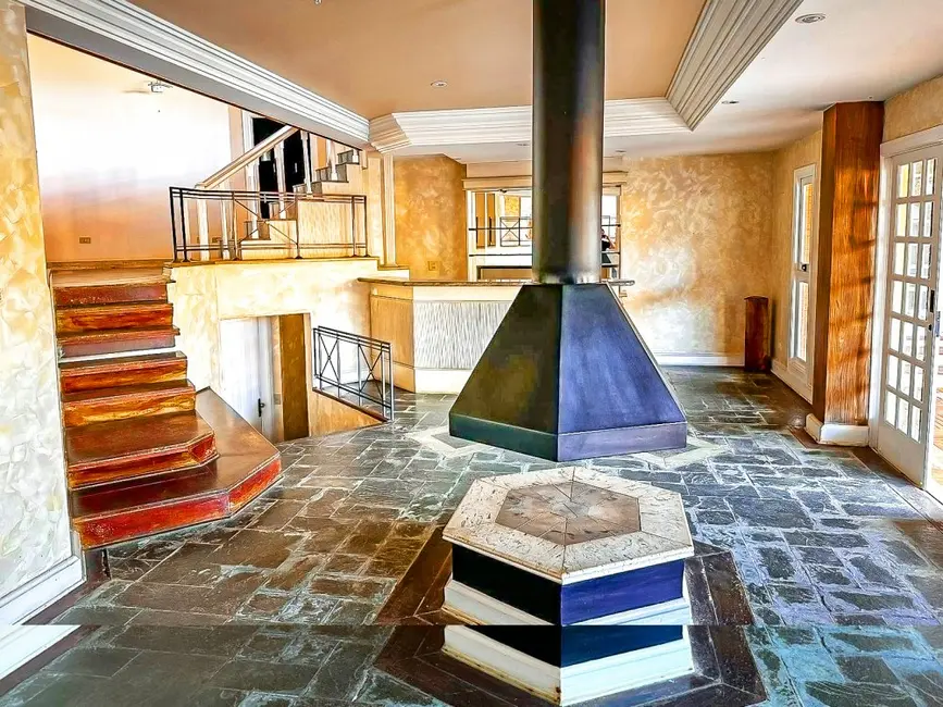 Foto 7 de Casa com 4 quartos à venda, 1024m2 em Vila Petrópolis, Atibaia - SP