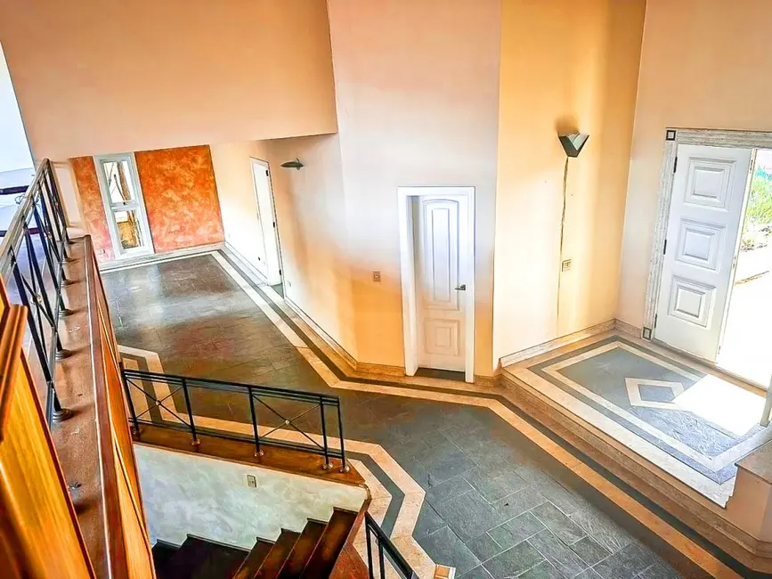 Foto 9 de Casa com 4 quartos à venda, 1024m2 em Vila Petrópolis, Atibaia - SP