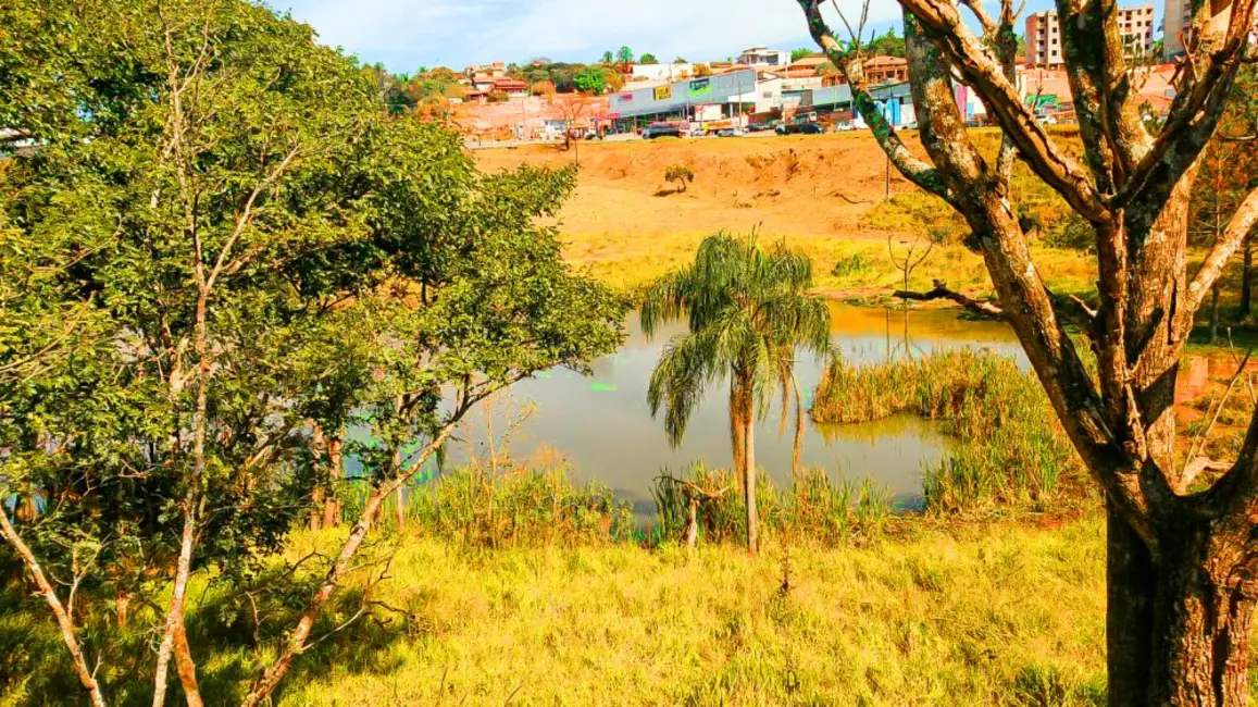 Foto 1 de Terreno / Lote à venda, 725m2 em Jarinu - SP