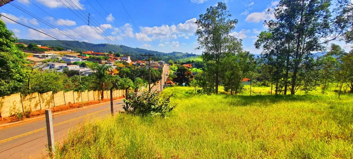 Foto 2 de Terreno / Lote à venda, 1500m2 em Vila Santa Helena, Atibaia - SP