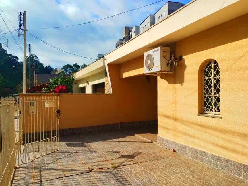 Foto 2 de Casa com 3 quartos à venda, 225m2 em Vila Thais, Atibaia - SP