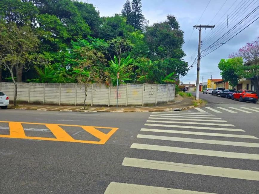 Foto 3 de Terreno / Lote à venda, 340m2 em Alvinópolis, Atibaia - SP