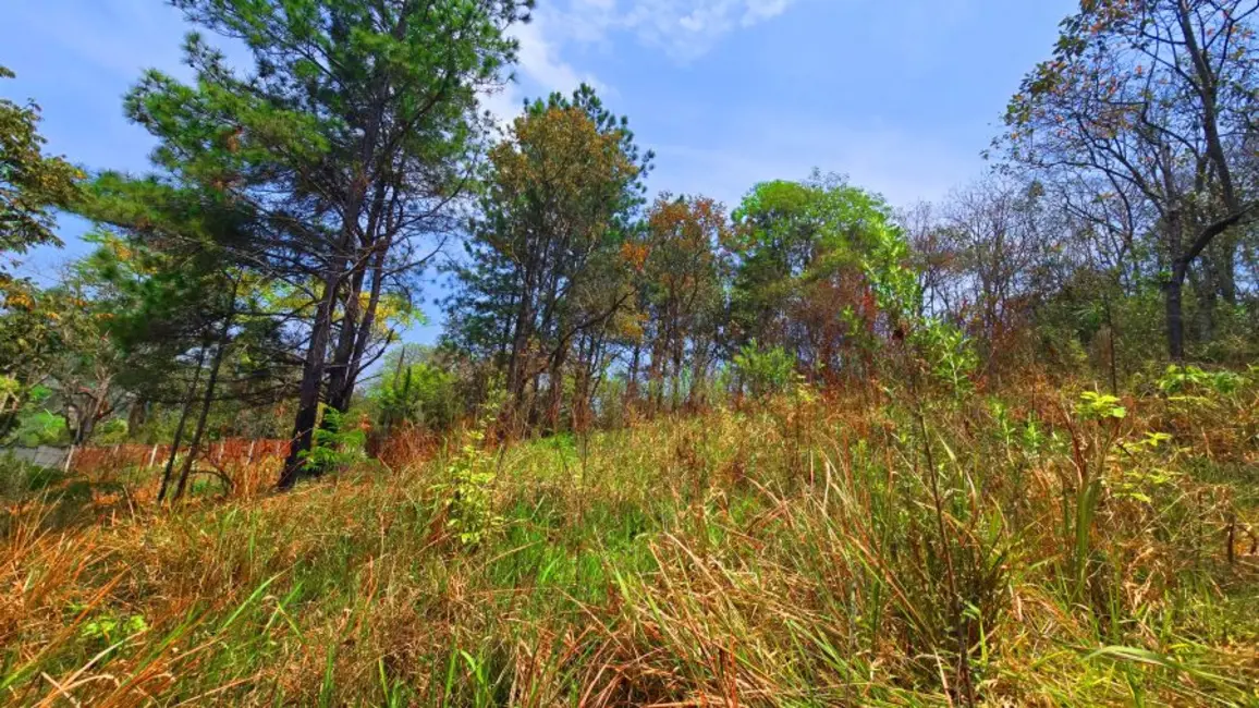 Foto 1 de Terreno / Lote à venda, 1294m2 em Estância San Remo, Atibaia - SP