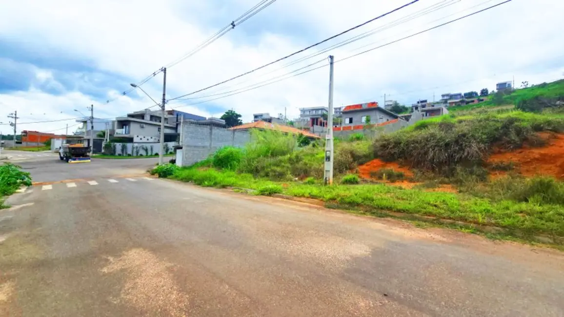 Foto 2 de Terreno / Lote à venda, 200m2 em Bom Jesus Dos Perdoes - SP
