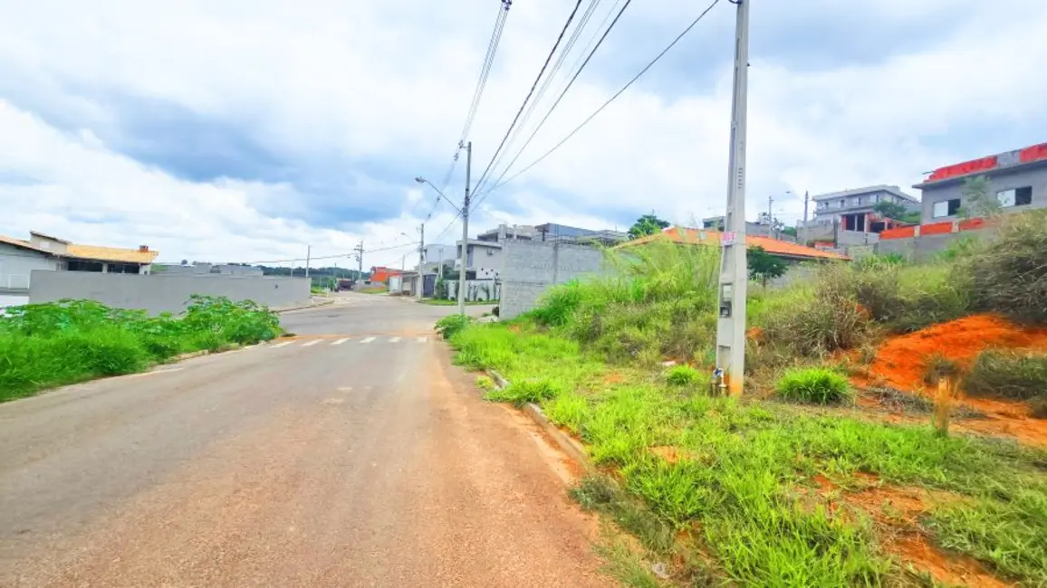 Foto 3 de Terreno / Lote à venda, 200m2 em Bom Jesus Dos Perdoes - SP