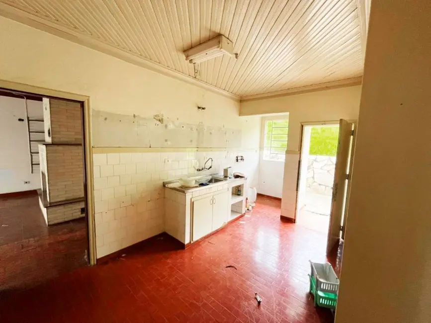 Foto 9 de Chácara com 3 quartos à venda, 2040m2 em Jardim Estância Brasil, Atibaia - SP