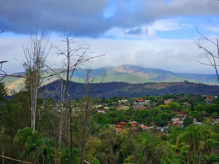 Foto 2 de Terreno / Lote à venda, 2013m2 em Jardim Estância Brasil, Atibaia - SP