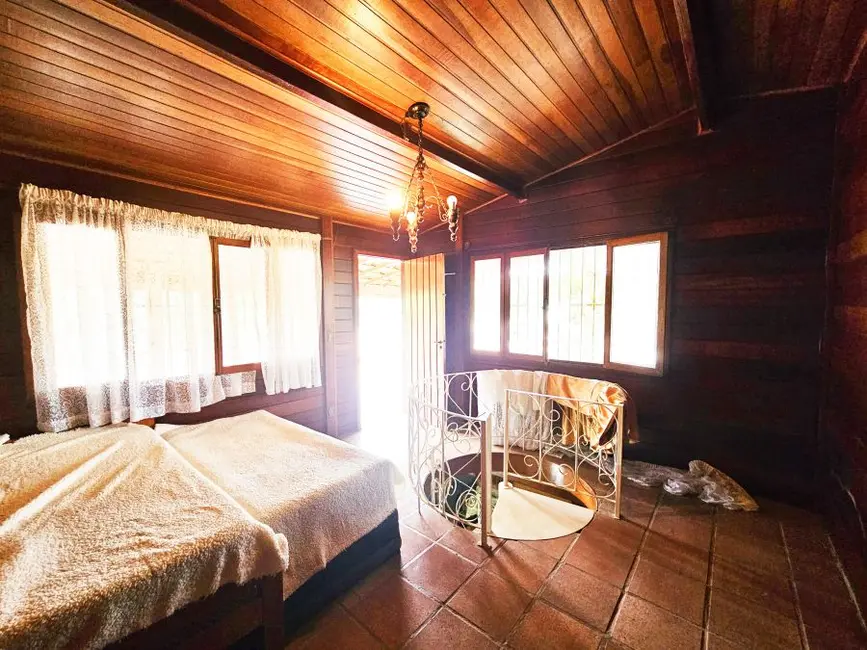 Foto 4 de Chácara com 4 quartos à venda, 800m2 em Jardim Maracanã, Atibaia - SP