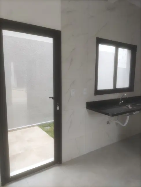 Foto 8 de Casa com 2 quartos à venda, 65m2 em Jardim São Felipe, Atibaia - SP