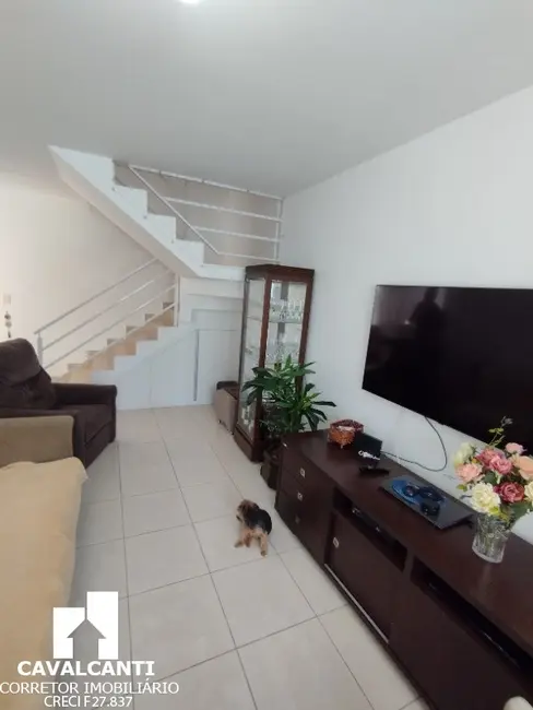 Casa de Condomínio com 3 quartos à venda, 160m2 em Ouro Fino, Sao Jose Dos Pinhais - PR - imagem 8 Foto 8 de Casa de Condomínio com 3 quartos à venda, 160m2 em Ouro Fino, Sao Jose Dos Pinhais - PR