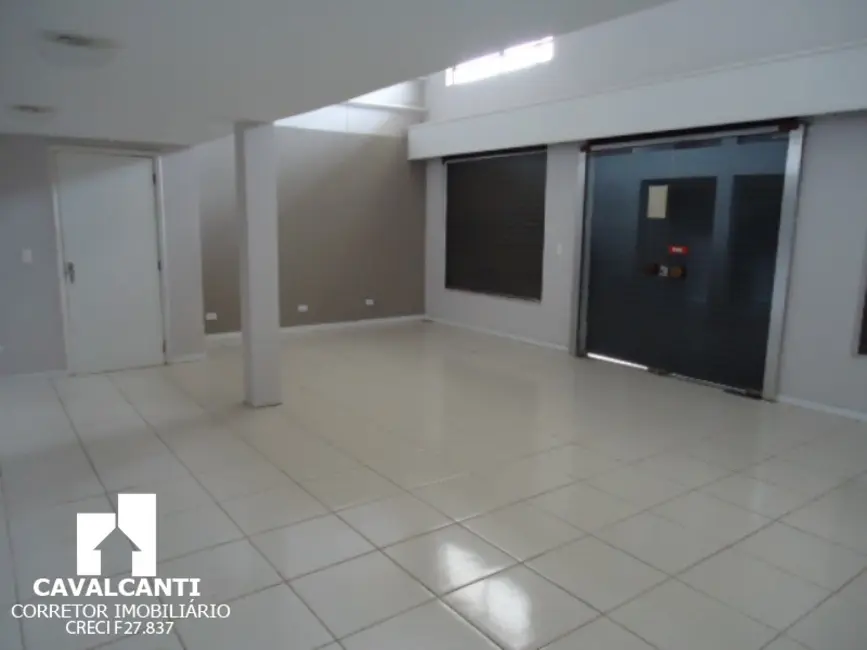 Sala Comercial com 3 quartos à venda e para alugar, 350m2 em São Pedro, Sao Jose Dos Pinhais - PR - imagem 5 Foto 5 de Sala Comercial com 3 quartos à venda e para alugar, 350m2 em São Pedro, Sao Jose Dos Pinhais - PR