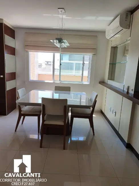 Foto 6 de Apartamento com 3 quartos à venda, 175m2 em Bombinhas - SC