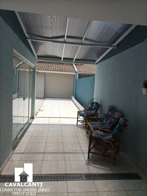 Foto 2 de Casa com 3 quartos à venda, 180m2 em Bom Jesus, Sao Jose Dos Pinhais - PR