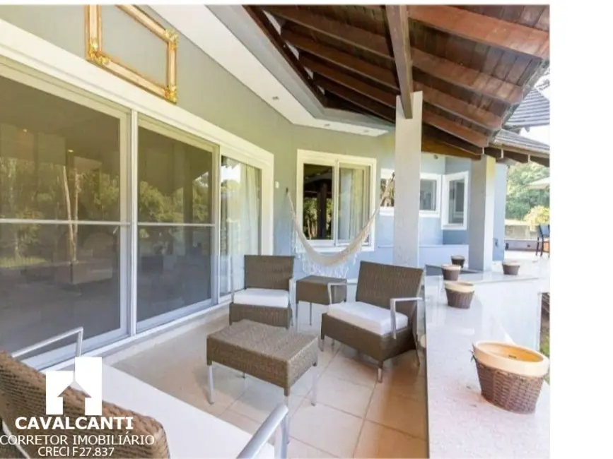 Casa com 4 quartos à venda, 900m2 em Cachoeira, Sao Jose Dos Pinhais - PR - imagem 5 Foto 5 de Casa com 4 quartos à venda, 900m2 em Cachoeira, Sao Jose Dos Pinhais - PR