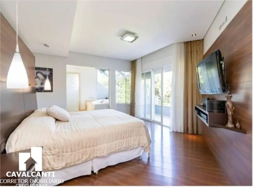 Casa com 4 quartos à venda, 900m2 em Cachoeira, Sao Jose Dos Pinhais - PR - imagem 9 Foto 9 de Casa com 4 quartos à venda, 900m2 em Cachoeira, Sao Jose Dos Pinhais - PR