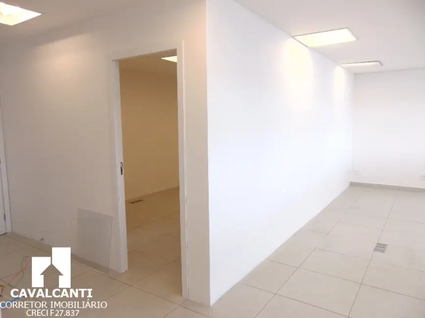 Foto 9 de Sala Comercial para alugar, 110m2 em Centro, Sao Jose Dos Pinhais - PR