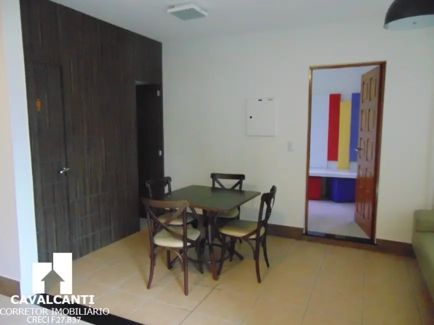 Casa com 4 quartos à venda, 250m2 em Braga, Sao Jose Dos Pinhais - PR - imagem 8 Foto 8 de Casa com 4 quartos à venda, 250m2 em Braga, Sao Jose Dos Pinhais - PR