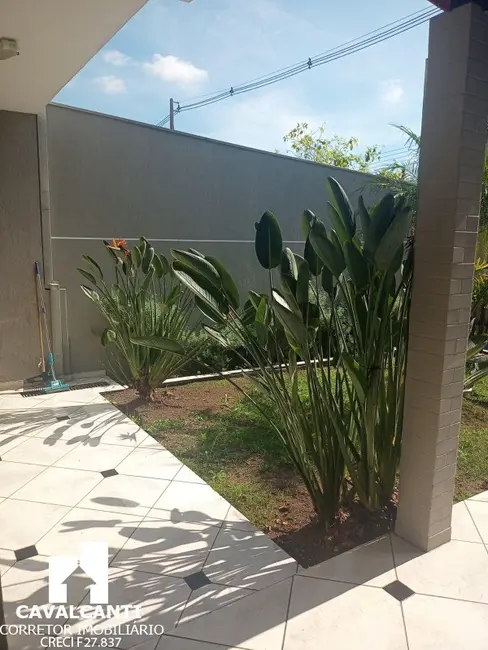 Casa com 4 quartos à venda, 160m2 em Centro, Sao Jose Dos Pinhais - PR - imagem 4 Foto 4 de Casa com 4 quartos à venda, 160m2 em Centro, Sao Jose Dos Pinhais - PR