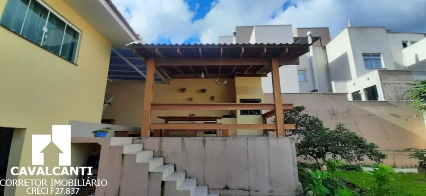 Casa com 2 quartos à venda, 142m2 em Bom Jesus, Sao Jose Dos Pinhais - PR - imagem 5 Foto 5 de Casa com 2 quartos à venda, 142m2 em Bom Jesus, Sao Jose Dos Pinhais - PR