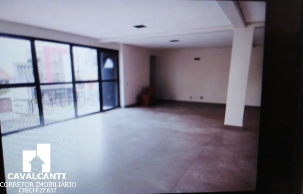 Sala Comercial para alugar, 300m2 em Centro, Curitiba - PR - imagem 7 Foto 7 de Sala Comercial para alugar, 300m2 em Centro, Curitiba - PR