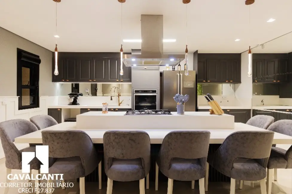 Casa com 3 quartos à venda, 190m2 em Portão, Curitiba - PR - imagem 5 Foto 5 de Casa com 3 quartos à venda, 190m2 em Portão, Curitiba - PR