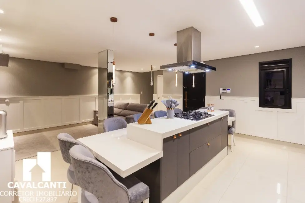 Casa com 3 quartos à venda, 190m2 em Portão, Curitiba - PR - imagem 8 Foto 8 de Casa com 3 quartos à venda, 190m2 em Portão, Curitiba - PR