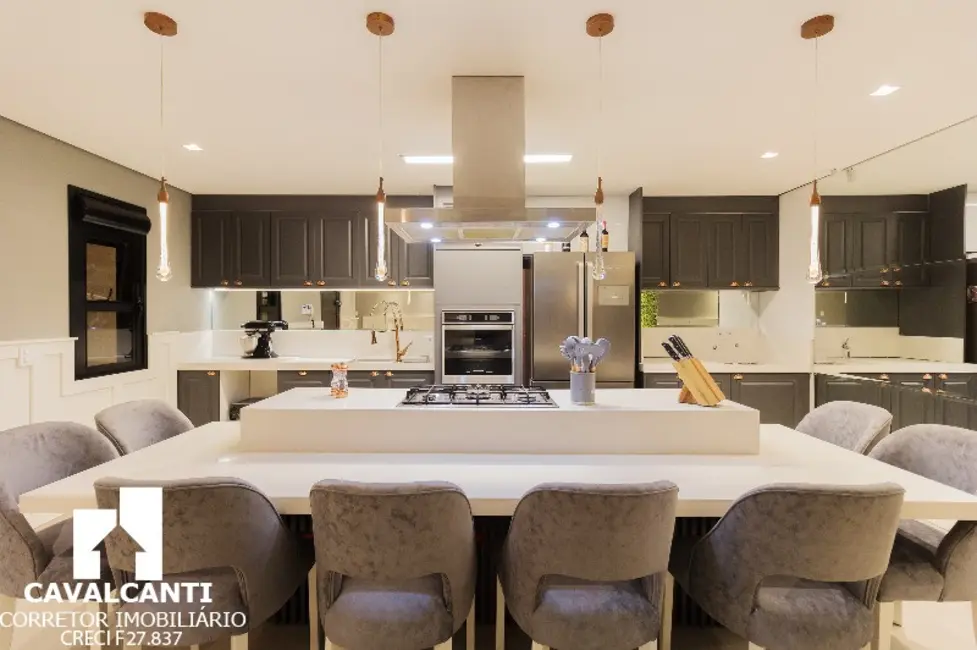 Casa com 3 quartos à venda, 190m2 em Portão, Curitiba - PR - imagem 6 Foto 6 de Casa com 3 quartos à venda, 190m2 em Portão, Curitiba - PR