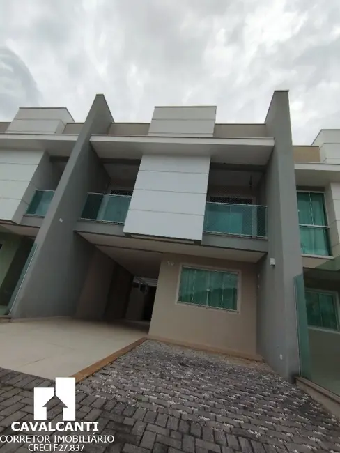 Foto 3 de Casa com 3 quartos à venda, 140m2 em Bom Jesus, Sao Jose Dos Pinhais - PR