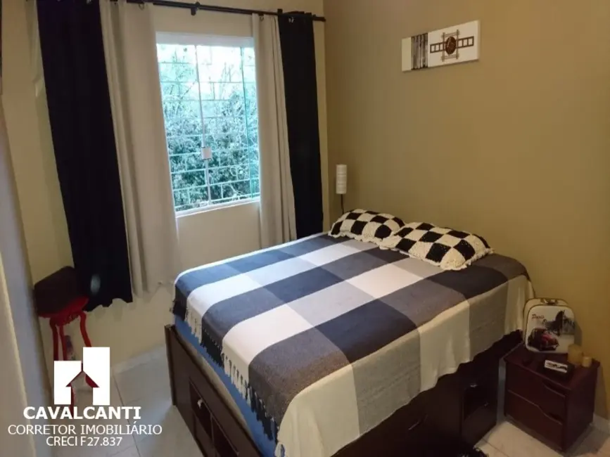 Casa de Condomínio com 3 quartos para alugar, 138m2 em Carioca, Sao Jose Dos Pinhais - PR - imagem 2 Foto 2 de Casa de Condomínio com 3 quartos para alugar, 138m2 em Carioca, Sao Jose Dos Pinhais - PR