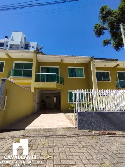 Foto 2 de Casa de Condomínio com 3 quartos à venda, 138m2 em Carioca, Sao Jose Dos Pinhais - PR