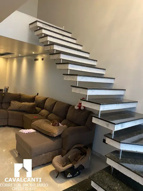 Casa de Condomínio com 3 quartos à venda, 150m2 em Costeira, Sao Jose Dos Pinhais - PR - imagem 4 Foto 4 de Casa de Condomínio com 3 quartos à venda, 150m2 em Costeira, Sao Jose Dos Pinhais - PR