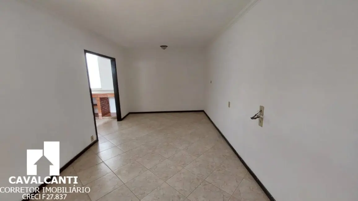 Foto 2 de Casa com 4 quartos à venda, 192m2 em Bucarein, Joinville - SC