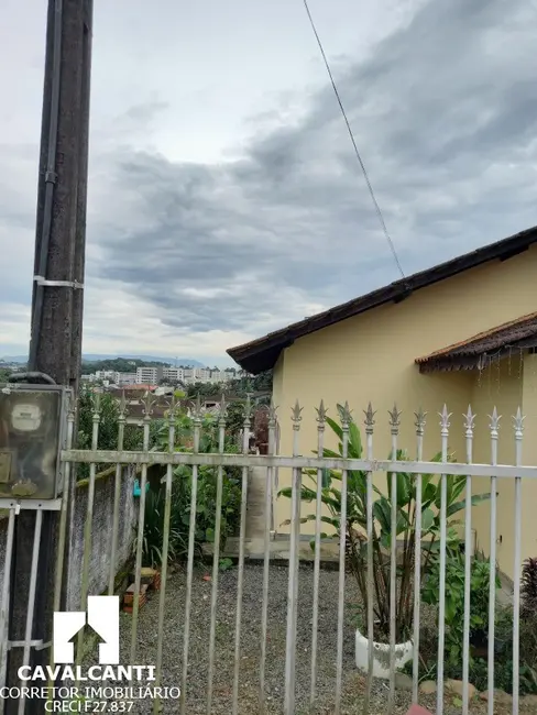 Foto 3 de Casa com 4 quartos à venda, 140m2 em Floresta, Joinville - SC