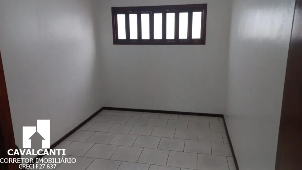 Casa com 3 quartos à venda, 160m2 em Anita Garibaldi, Joinville - SC - imagem 6 Foto 6 de Casa com 3 quartos à venda, 160m2 em Anita Garibaldi, Joinville - SC