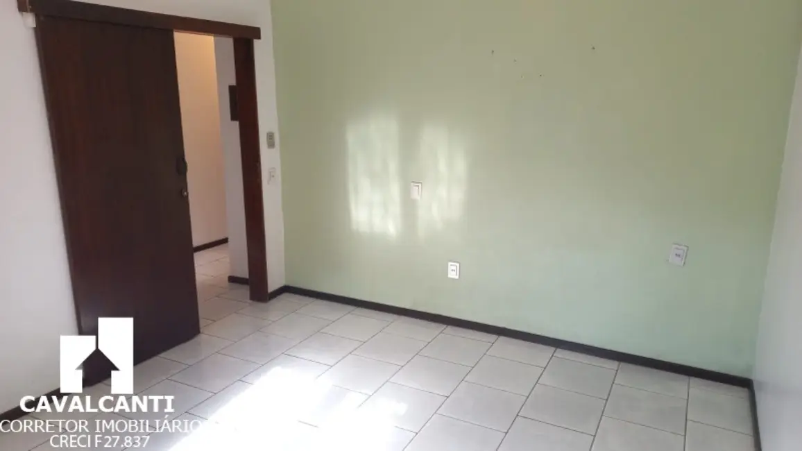 Casa com 3 quartos à venda, 160m2 em Anita Garibaldi, Joinville - SC - imagem 8 Foto 8 de Casa com 3 quartos à venda, 160m2 em Anita Garibaldi, Joinville - SC