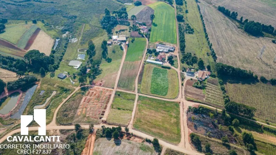 Chácara com 3 quartos à venda, 190m2 em Colônia Murici, Sao Jose Dos Pinhais - PR - imagem 6 Foto 6 de Chácara com 3 quartos à venda, 190m2 em Colônia Murici, Sao Jose Dos Pinhais - PR