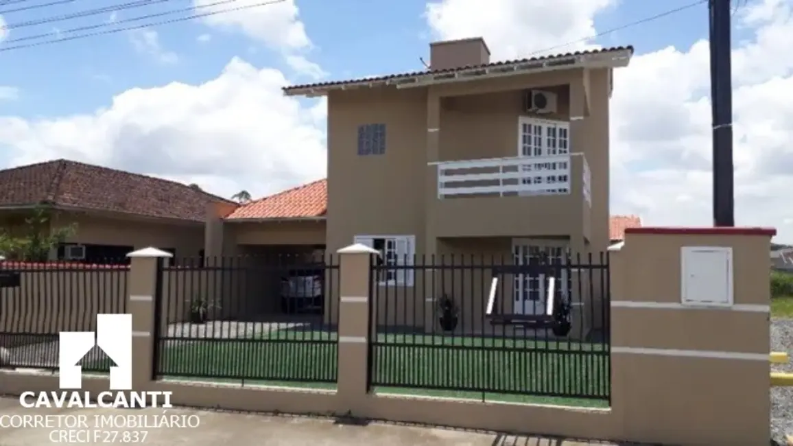 Foto 1 de Casa com 3 quartos à venda, 155m2 em Vila Nova, Joinville - SC