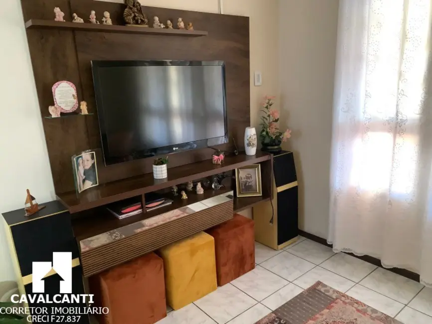 Foto 3 de Casa com 4 quartos à venda, 170m2 em Boa Vista, Joinville - SC