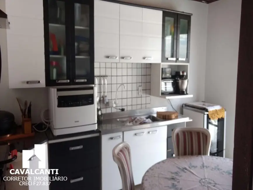 Casa com 3 quartos à venda, 193m2 em São Pedro, Sao Jose Dos Pinhais - PR - imagem 9 Foto 9 de Casa com 3 quartos à venda, 193m2 em São Pedro, Sao Jose Dos Pinhais - PR