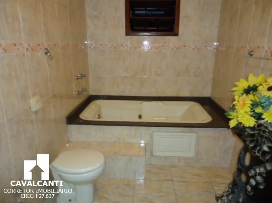 Sala Comercial com 2 quartos para alugar, 300m2 em São Pedro, Sao Jose Dos Pinhais - PR - imagem 9 Foto 9 de Sala Comercial com 2 quartos para alugar, 300m2 em São Pedro, Sao Jose Dos Pinhais - PR