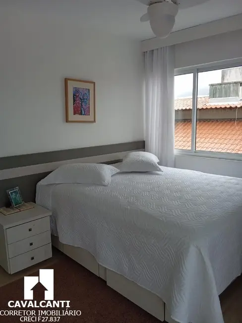 Foto 5 de Casa com 3 quartos à venda, 178m2 em Matinhos - PR