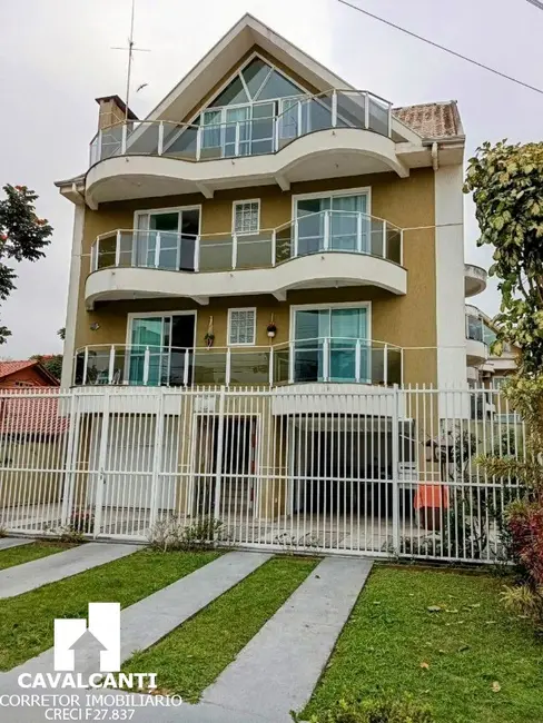 Foto 1 de Casa com 3 quartos à venda, 178m2 em Matinhos - PR