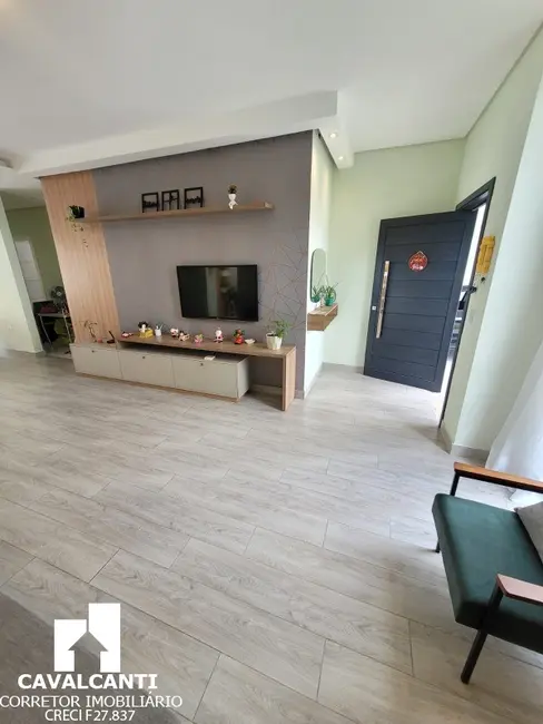 Casa com 3 quartos à venda, 161m2 em Aviação, Sao Jose Dos Pinhais - PR - imagem 5 Foto 5 de Casa com 3 quartos à venda, 161m2 em Aviação, Sao Jose Dos Pinhais - PR