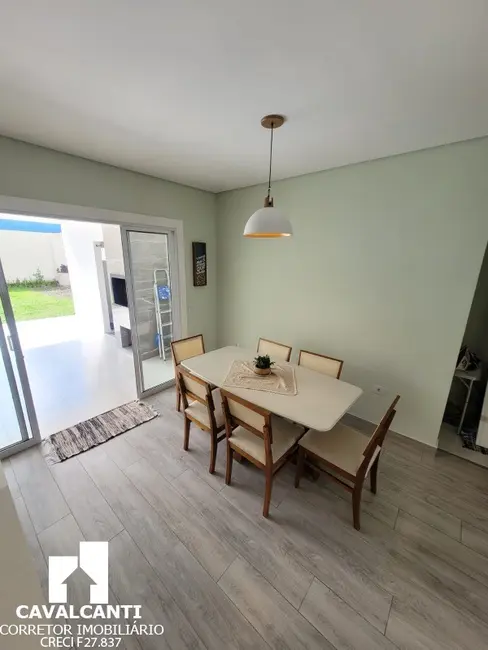 Casa com 3 quartos à venda, 161m2 em Aviação, Sao Jose Dos Pinhais - PR - imagem 6 Foto 6 de Casa com 3 quartos à venda, 161m2 em Aviação, Sao Jose Dos Pinhais - PR