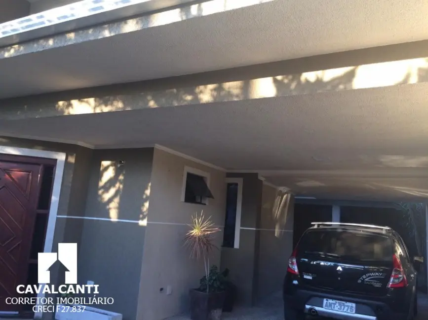 Casa com 5 quartos à venda, 290m2 em Cruzeiro, Sao Jose Dos Pinhais - PR - imagem 6 Foto 6 de Casa com 5 quartos à venda, 290m2 em Cruzeiro, Sao Jose Dos Pinhais - PR