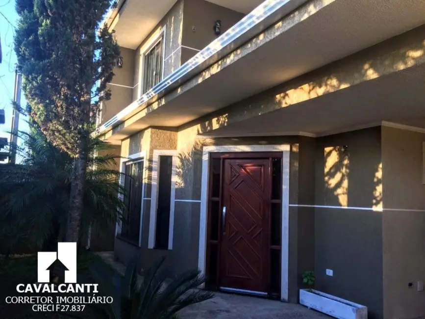 Casa com 5 quartos à venda, 290m2 em Cruzeiro, Sao Jose Dos Pinhais - PR - imagem 3 Foto 3 de Casa com 5 quartos à venda, 290m2 em Cruzeiro, Sao Jose Dos Pinhais - PR