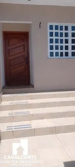 Foto 1 de Casa com 1 quarto para alugar, 40m2 em Bom Jesus, Sao Jose Dos Pinhais - PR