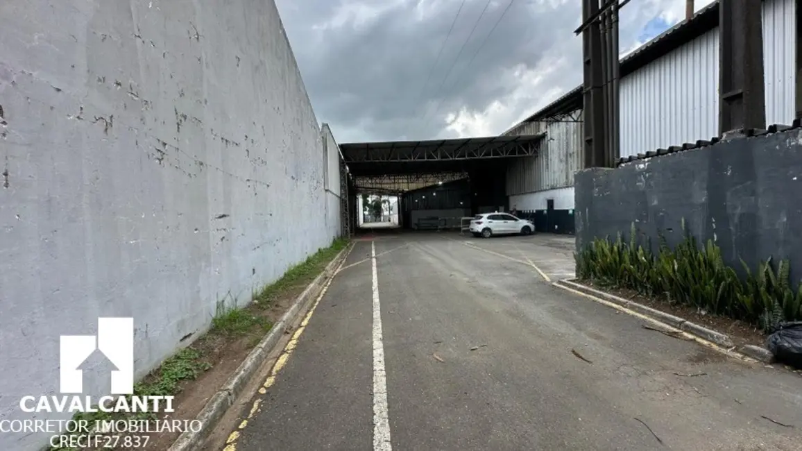 Foto 2 de Armazém / Galpão para alugar, 2500m2 em Águas Belas, Sao Jose Dos Pinhais - PR