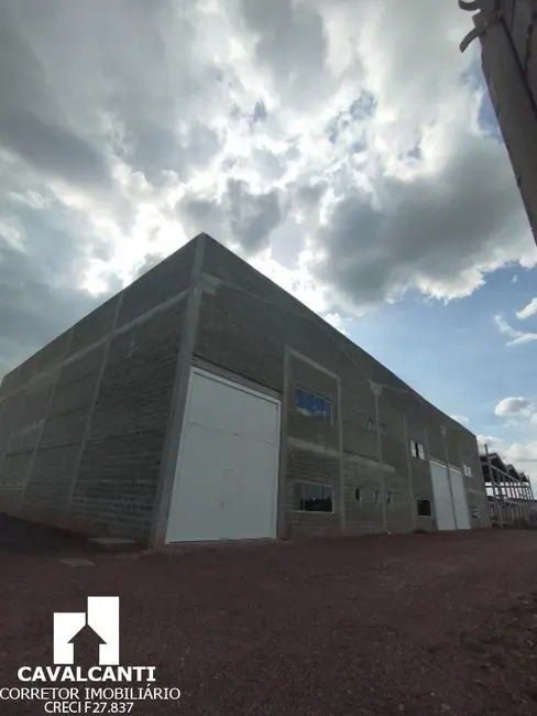 Armazém / Galpão para alugar, 1400m2 em Barro Preto, Sao Jose Dos Pinhais - PR - imagem 7 Foto 7 de Armazém / Galpão para alugar, 1400m2 em Barro Preto, Sao Jose Dos Pinhais - PR